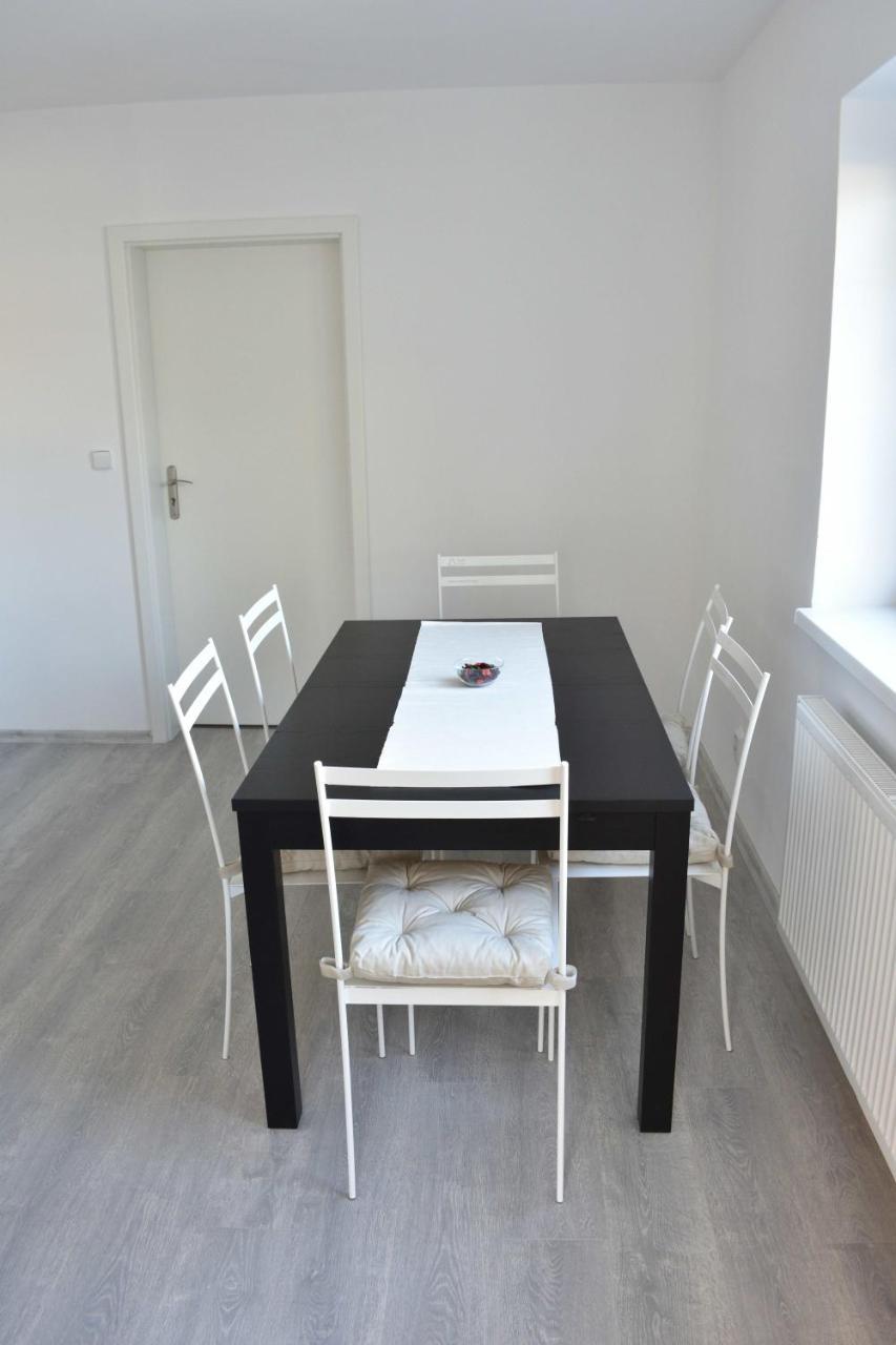 Apartmany U Letiste Пардубице Экстерьер фото